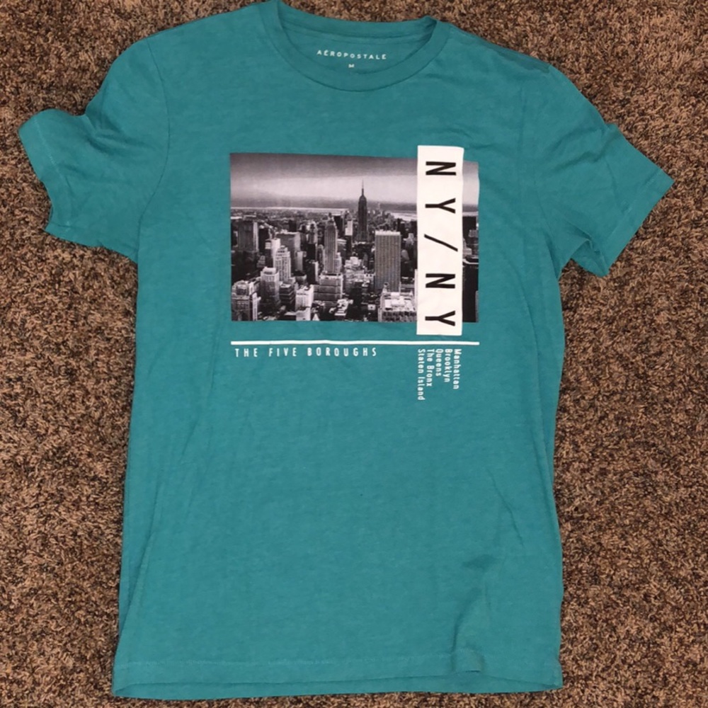 Aeropostale t shirt